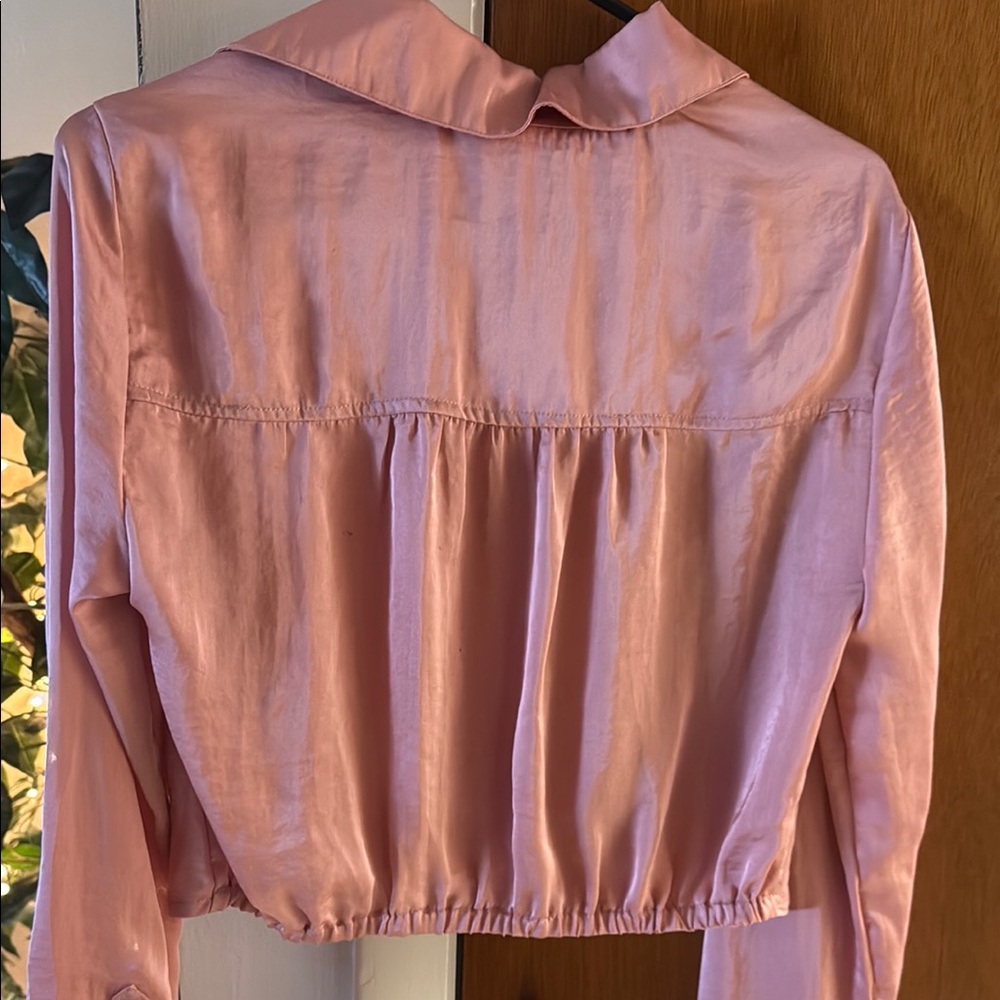 Bar III Women's Pink Satin Blouse 🎃 - Picture 5 of 6
